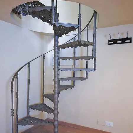 - Alfani דירה פירנצה